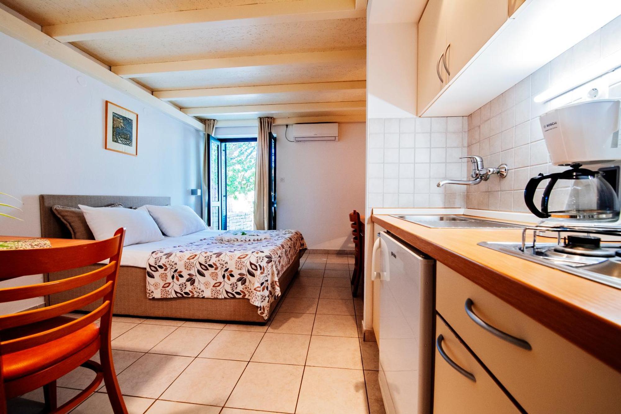 Zaton Holiday Resort Nin Habitación foto